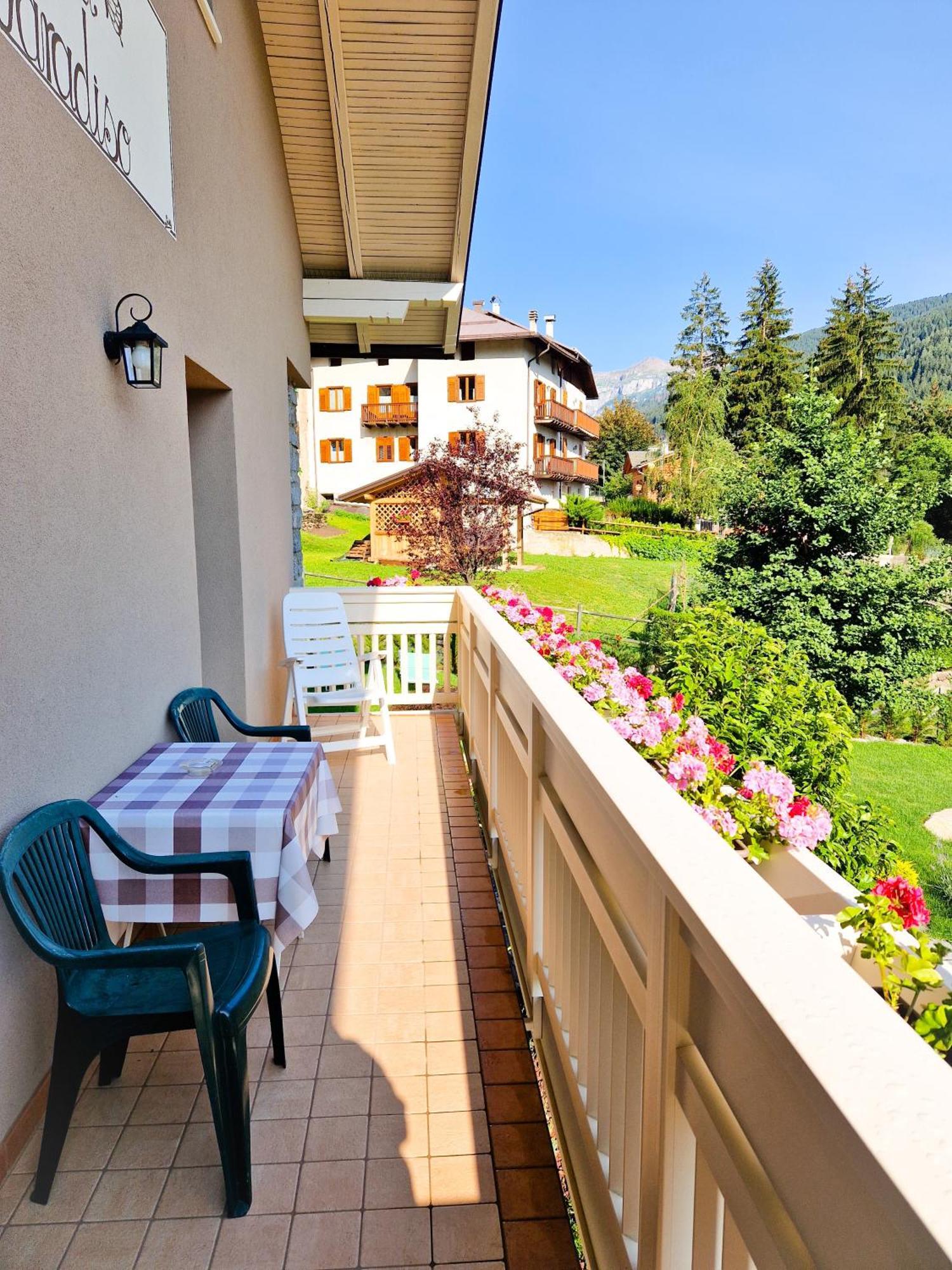 B&B Villa Paradiso Mezzana  Eksteriør billede